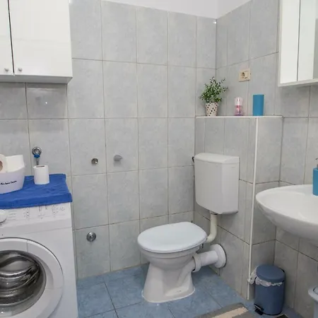 Marpet アパート スプリト